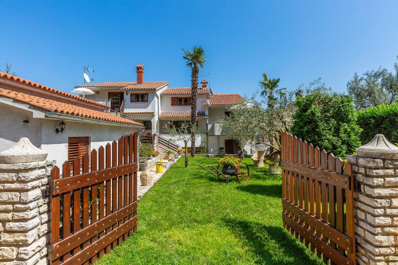 Apartments Rita Пореч Экстерьер фото