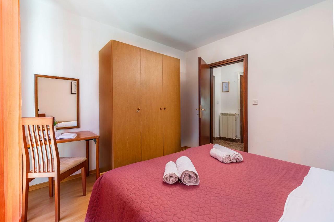 Apartments Rita Пореч Экстерьер фото