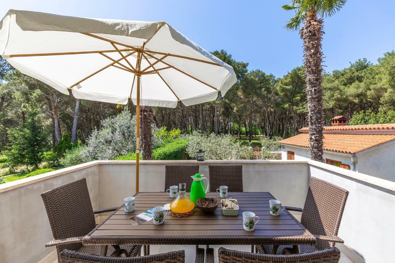 Apartments Rita Пореч Экстерьер фото