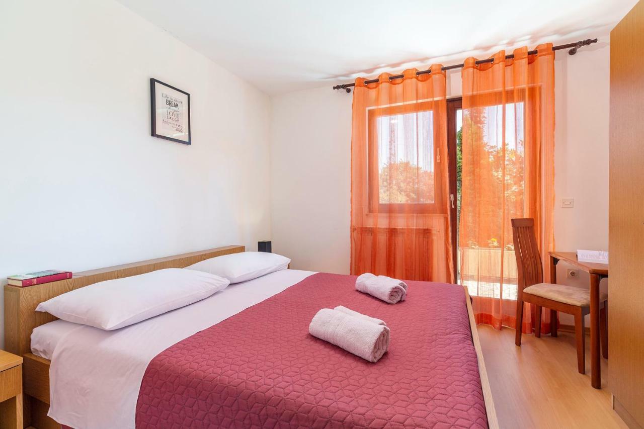Apartments Rita Пореч Экстерьер фото